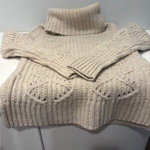 Banana Republic Cream Cable Knit Turtleneck Sweater